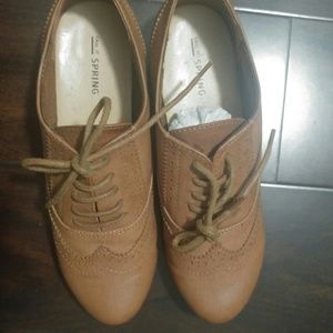 Women's oxford shoe